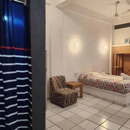 Small Studio Apt 5Min To Dt! Zihuatanejo Exterior photo